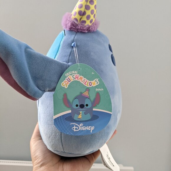 8" Squishmallow Disney Birthday Stitch - Picture 3 of 3